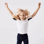 Kids Lacoste V0ZN3154 White Navy Blue White Y2U SPORT Color-Block Tennis T-Shirt - Image 2