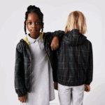 Kids Lacoste V0ZN3262 Navy Blue Green Yellow 9DW Water-Repellent Windbreaker - Image 3