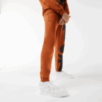 Men Lacoste V0ZN1037 Brown 3PB Contrast Lettering Cotton Trackpants - Image 2