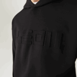 Men Lacoste V0ZN1053 Black 031 Loose Fit Hooded Sweatshirt - Image 2