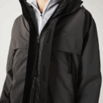 Men Lacoste V0ZN1257 Black 031 Water-Repellent Parka - Image 9