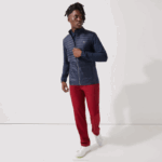 Men Lacoste V0ZN1302 Navy Blue 5FS SPORT Lightweight Water-Resistant Quilted Golf Jacket - Image 4