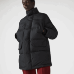 Men Lacoste V0ZN1317 Black 031 Detachable Hood Long Puffer Coat - Image 2