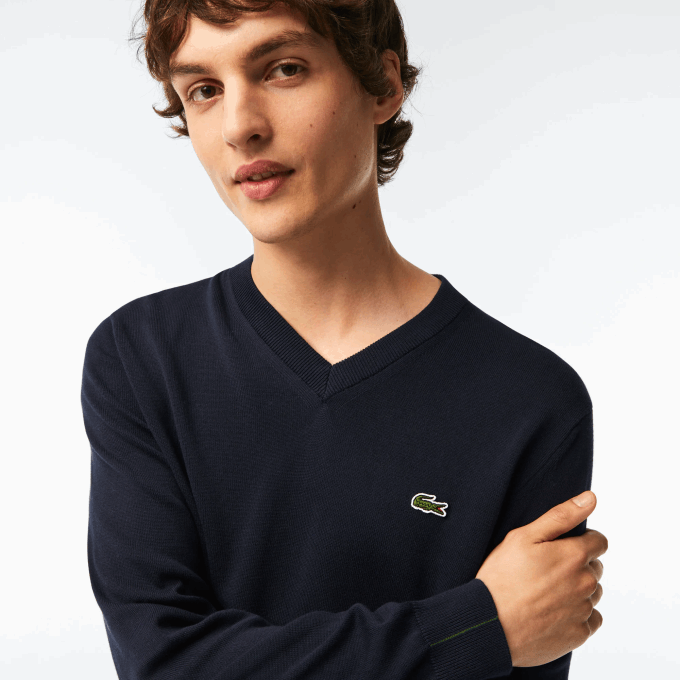 Men Lacoste V0ZN1326 Navy Blue 166 V-Neck Organic Cotton Sweater - Image 2