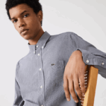 Men Lacoste V0ZN1485 White Navy Blue 522 Regular Fit Cotton Poplin Shirt - Image 4