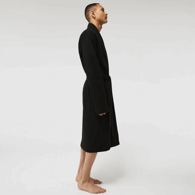 Men Lacoste V0ZN1525 Black 031 Loose Fit Long Textured Cotton Knit Bathrobe - Image 7