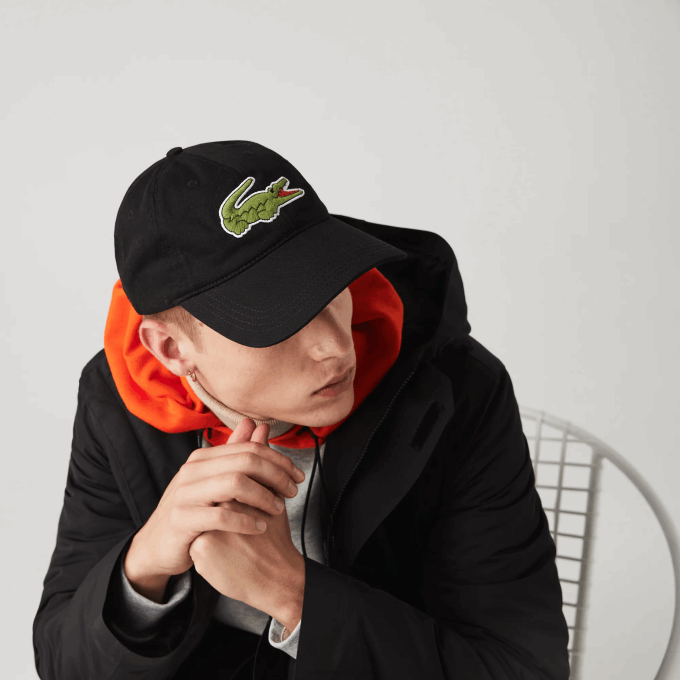 Men Lacoste V0ZN2231 Black 031 Contrast Strap And Oversized Crocodile Cotton Cap - Image 1