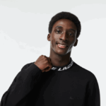 Men Lacoste V0ZN358 Black 031 Logo Collar Sweatshirt - Image 2