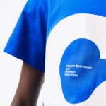 Men Lacoste V0ZN568 Blue K1Q Regular Fit Contrast Lettering Cotton T-Shirt - Image 7