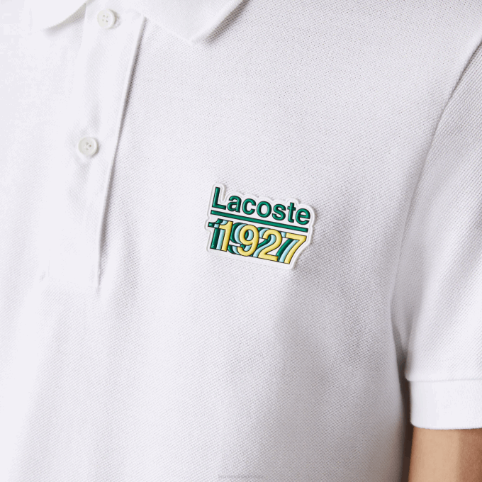 Men Lacoste V0ZN913 White 001 Badge Cotton Pique Regular Fit Polo - Image 2