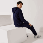 Men Lacoste V0ZN949 Navy Blue 423 SPORT Lightweight Bi-material Hoodie - Image 3