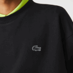 Men Lacoste V0ZN982 Black 031 Loose Fit Reflective Print Sweatshirt - Image 2