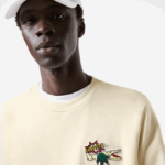 Men Lacoste V0ZN989 White XFJ Badge Organic Cotton Sweatshirt - Image 4