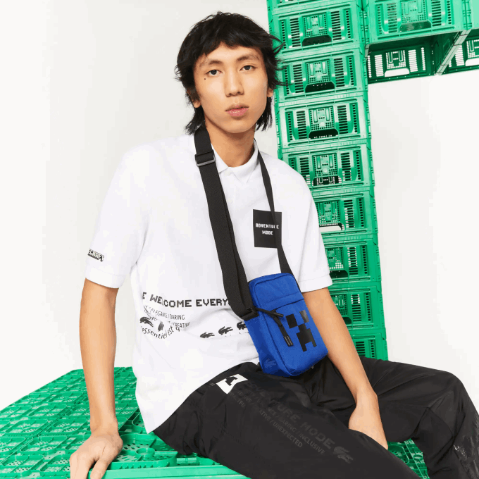 MenV0ZN2035 Cosmique Minecraft J93 Lacoste x Minecraft Print Canvas Vertical Crossover Bag - Image 1