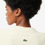 Women Lacoste V0ZN2642 White 70V Comic Badge V-Neck Wool Sweater - Image 5