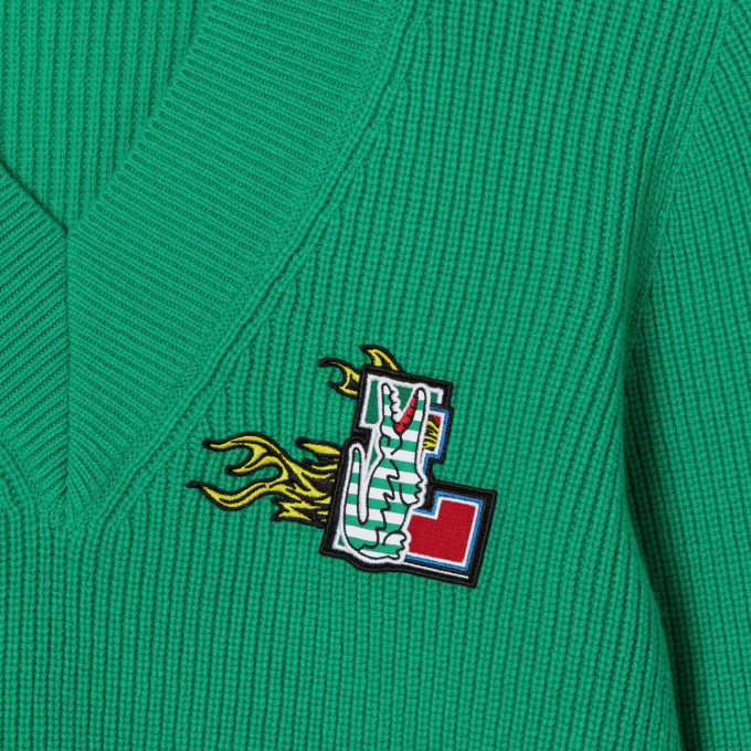Women Lacoste V0ZN2643 Green LDM Comic Badge V-Neck Wool Sweater - Image 4
