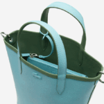 Women Lacoste V0ZN2782 Frene Littoral L49 Anna Reversible Coated Canvas Tote Bag - Image 4