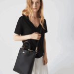 Women Lacoste V0ZN2830 Noir Krema A91 Anna Reversible Coated Canvas Tote Bag