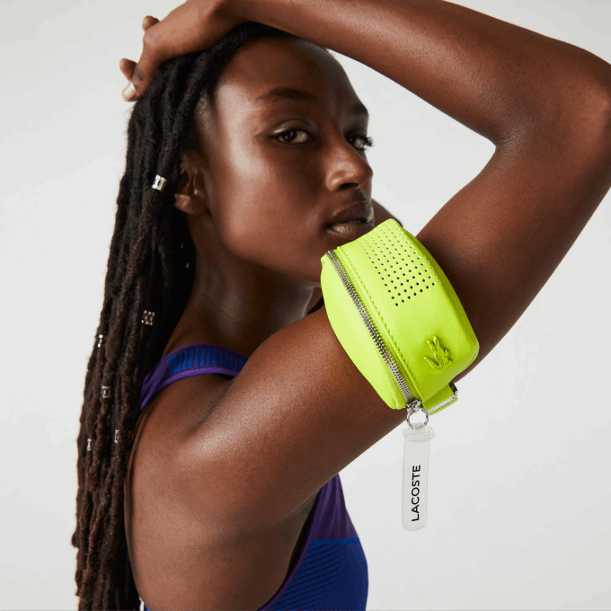women_lacoste_v0zn2885_lime_blanc_k47_buckle_fastened_bracelet_purse.png Women Lacoste V0ZN2885 Lime Blanc K47 Buckle Fastened Bracelet Purse - Image 1