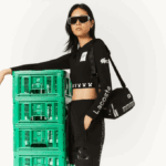 WomenV0ZN2838 Minecraft Noir Blanc K00 Lacoste x Minecraft Nylon Print Shoulder Bag